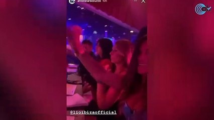 Así es una noche de fiesta en Ibiza de Messi,Antonella, Daniella Semann...