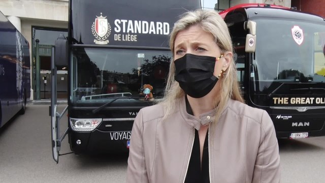 L'utilisation de feux de Bengale dans et autour des stades plus sévèrement punie (Annelies Verlinden)