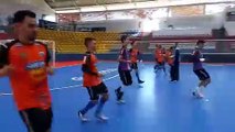 Umuarama Futsal retoma treinos após grave acidente com ônibus na BR-376