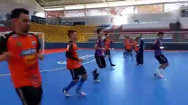 Umuarama Futsal retoma treinos após grave acidente com ônibus na BR-376