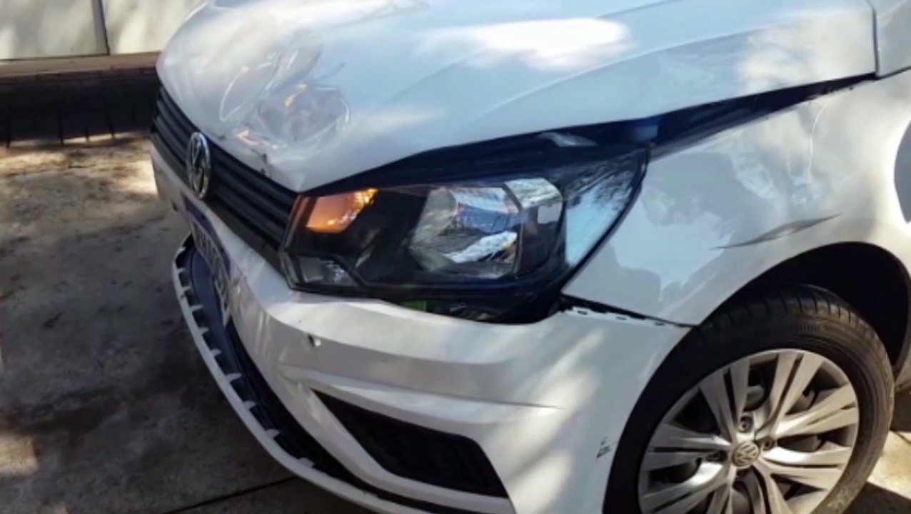 Carro da Transitar se envolve em colisão traseira na Rua Erechim, na Região Central de Cascavel