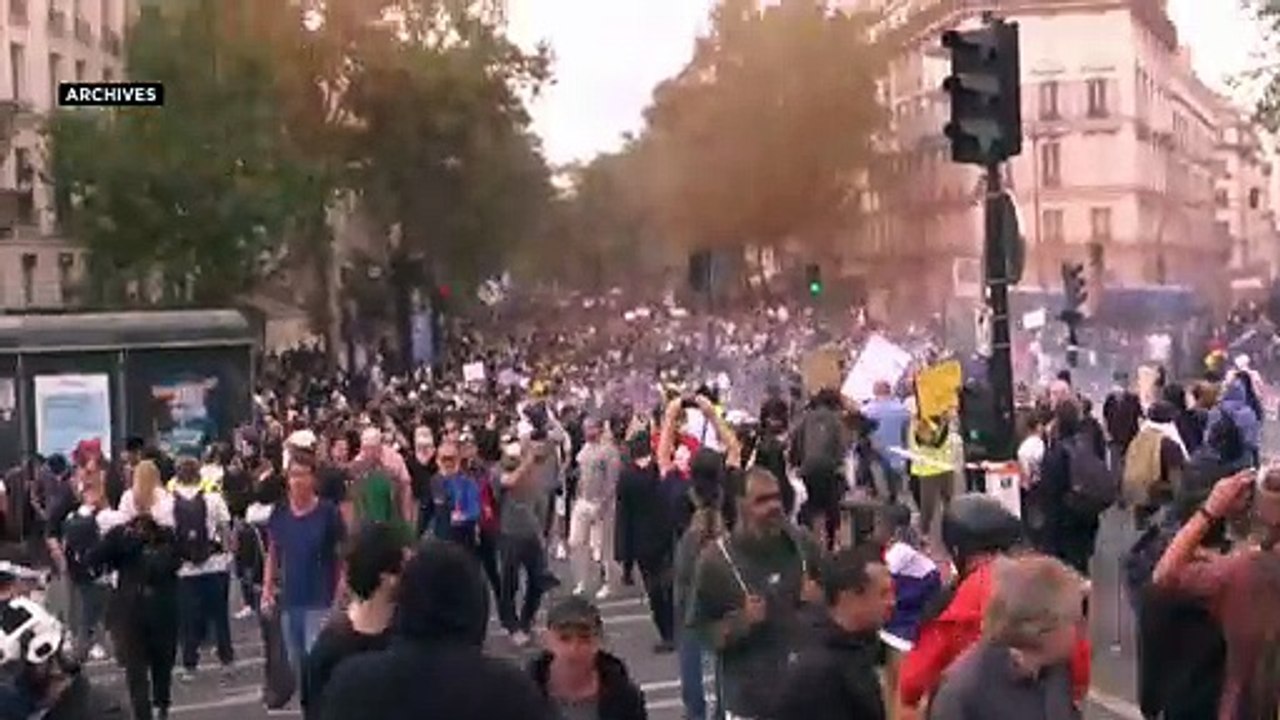 Anti-vaccins : sur les réseaux sociaux Instagram et Tik Tok, Emmanuel Macron tente de convaincre