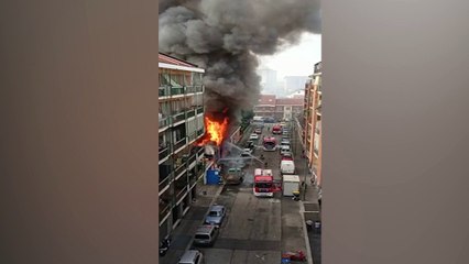 Paura a Torino per un incendio in zona Pozzo Strada