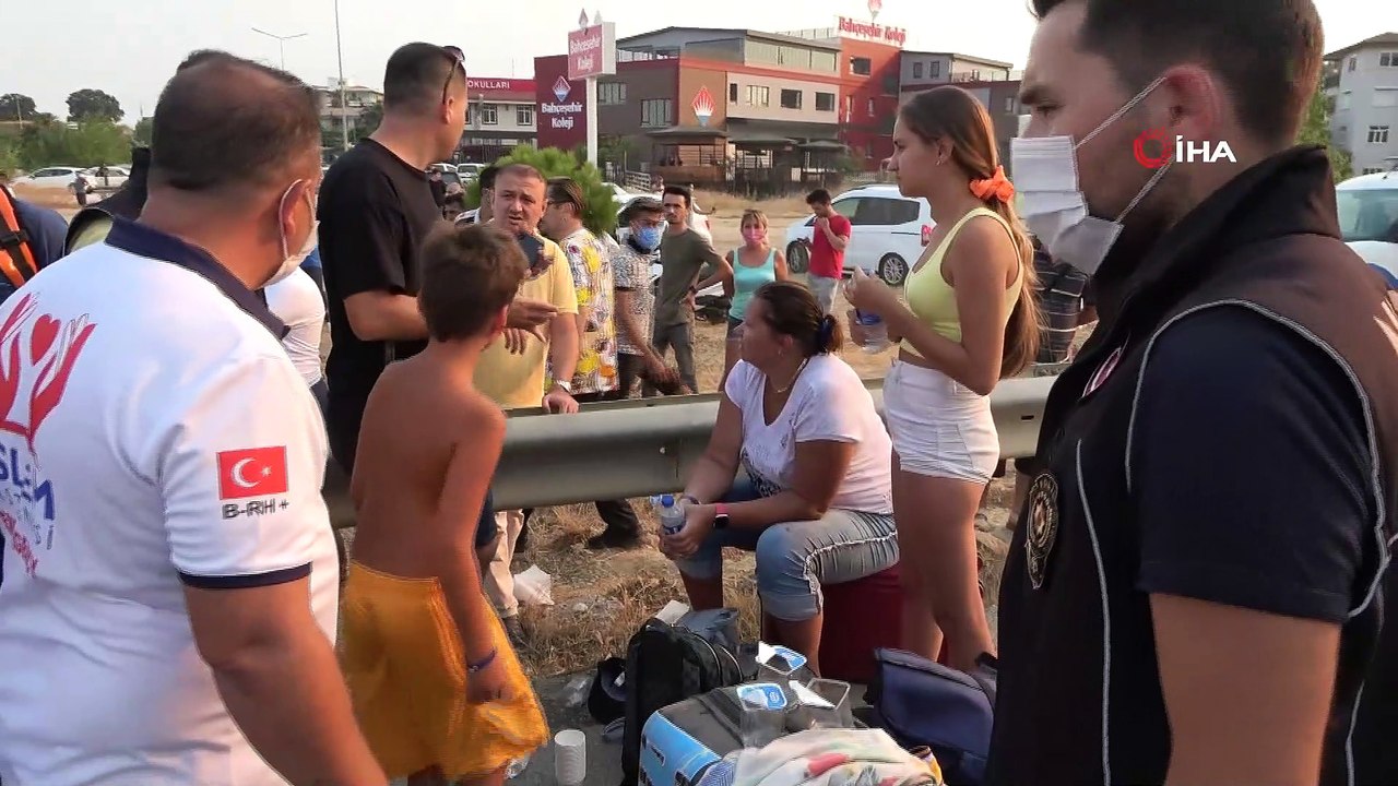3 turistin hayatını kaybettiği korkunç kaza kamerada