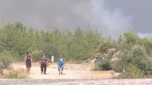 Son dakika: Manavgat'taki orman yangınını söndürme çalışmaları devam ediyor