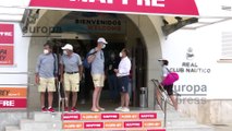 El Rey Felipe sale del club náutico de Palma después de la primera jornada de la Copa del Rey
