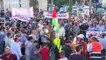 شاهد: المئات يتظاهرون في رام الله مطالبين برحيل الرئيس عباس