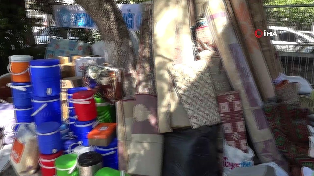 Kozan Ülkü Ocaklarından yangınzedelere 1 tır dolusu yardım