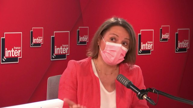 Valérie Rabault : Je ne sais pas si la vaccination obligatoire pour tous est l'arme absolue, mais nous l'avons proposée il y a quinze jours, au Sénat et à l'Assemblée nationale. Nous avons demandé une vaccination obligatoire organisée et concertée.