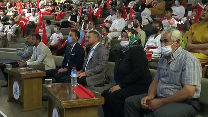 Olimpiyatlarda çeyrek finalde elenen Esra Yıldız’ın ailesini milletvekili Açıkgöz teselli etti