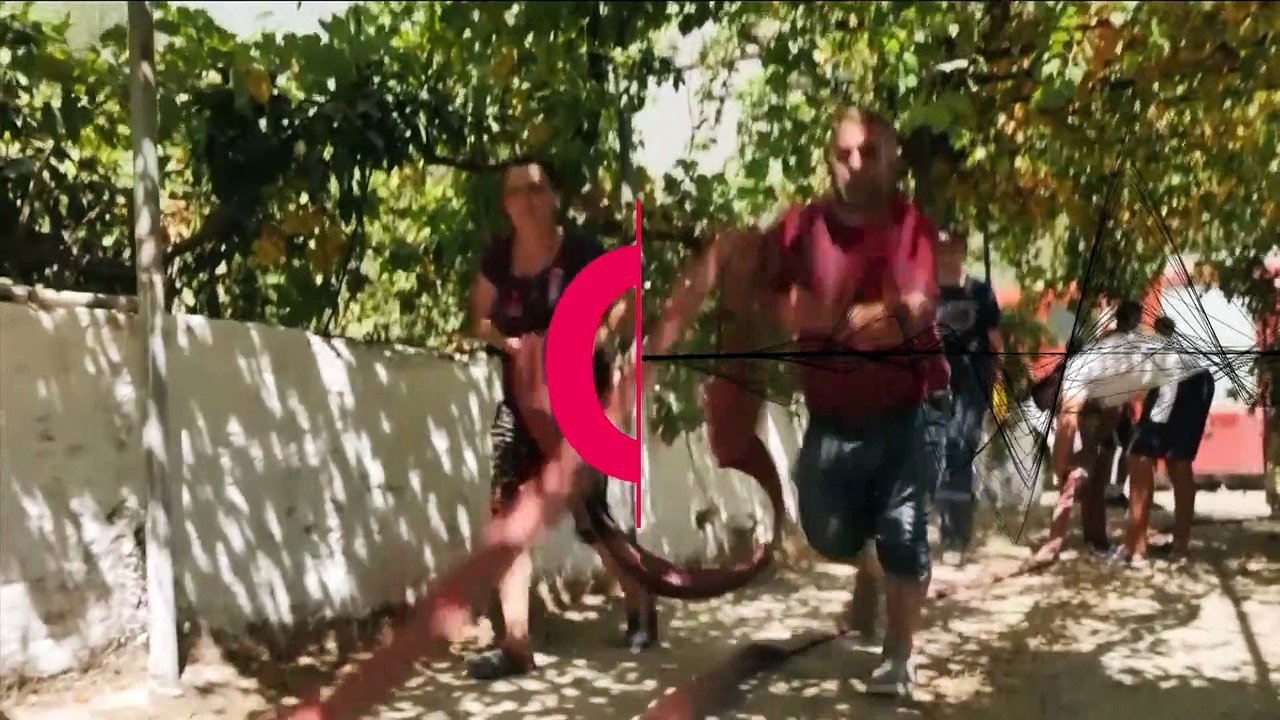 Waldbrände in Türkei: Çökertme vom Feuer umzingelt