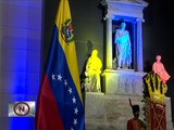 Izada del tricolor venezolano en conmemoración del Día Nacional de la Bandera