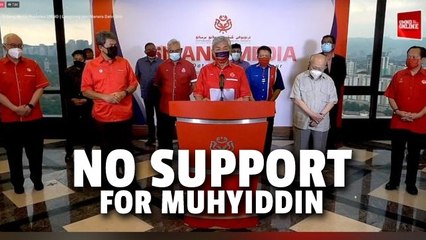 Download Video: Umno takes Agong's side, says Muhyiddin has lost majority in dramatic press conference