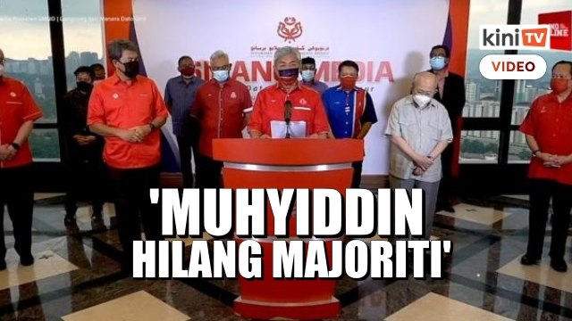 Umno tarik sokongan, Muhyiddin sudah hilang majoriti - Zahid