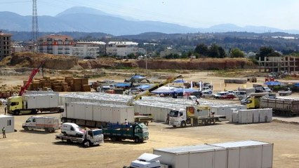 Evleri yananlara AFAD'dan konteyner ev