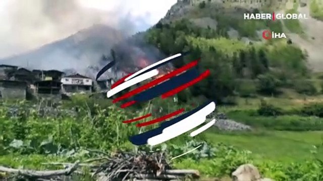 Artvin Yusufeli'nde yangın: 10'a yakın ev yandı