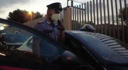 Download Video: Vittoria (RG) - Spaccio di droga nella zona vecchia: blitz dei carabinieri (03.08.21)