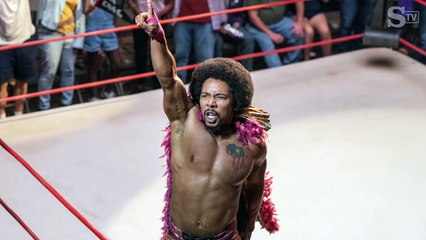 In "Heels" il wrestling diventa l'altra faccia del sogno americano