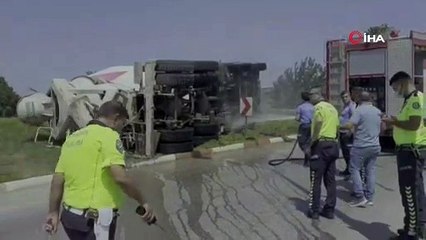 Bursa’da beton mikseri devrildi, sürücü ölümden döndü