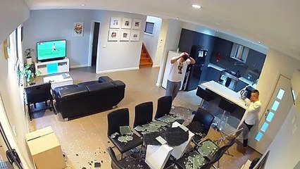 Light Table Tap Causes Tempered Glass Explosion
