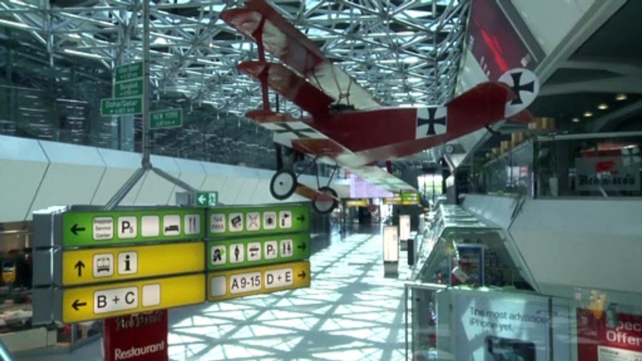 Musik und Häppchen: Berlin lädt zum 'Freedom Dinner' in Tegel