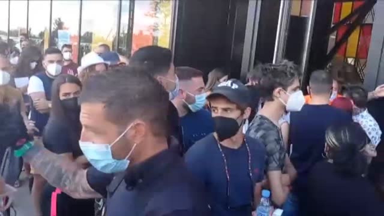 Enfrentamientos por recibir la segunda dosis de la vacuna en un centro de León