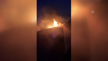 Başakşehir'de oto sanayi sitesindeki iş yerinde yangın