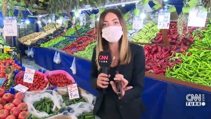 Salatalığın kilosu 9 lira 95 kuruştan satılıyor