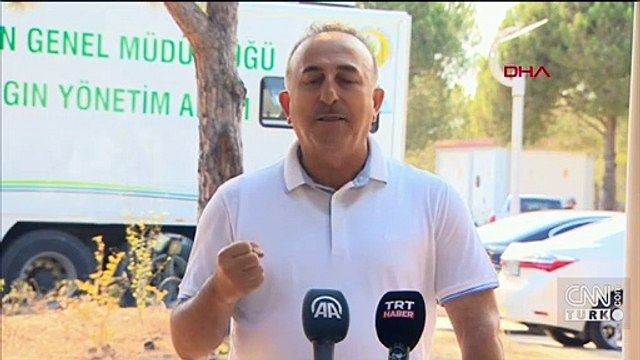 Antalya'da alevlerle mücadele... Bakan Çavuşoğlu'ndan önemli açıklamalar