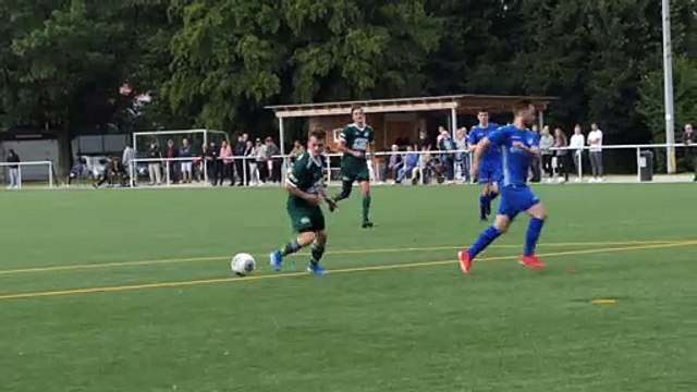 Das 2:0 durch Rafael Bauer (FC Grone) gegen Bilshausen