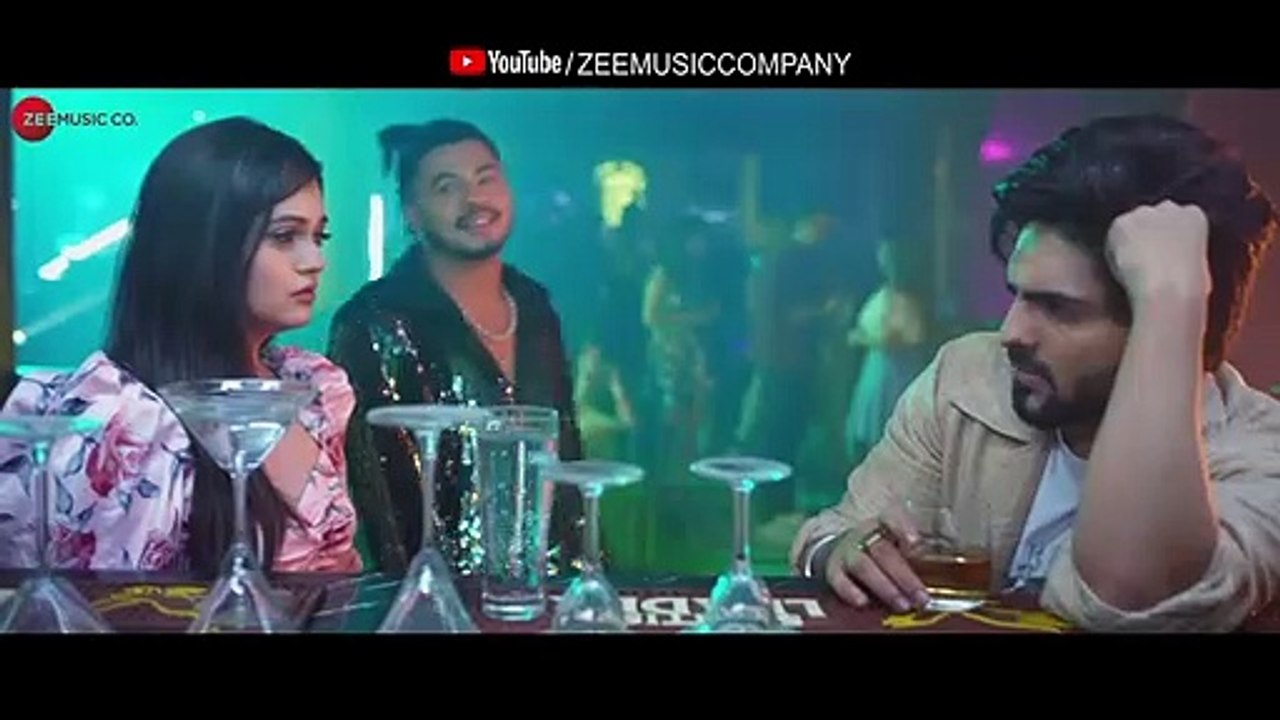 Yalangoch va kulgili sexy