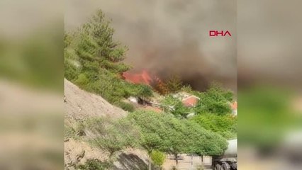 KAVAKLIDERE'DEKİ YANGINDA, MENTEŞE MAHALLESİ'NDEKİ 5 EV ZARAR GÖRDÜ