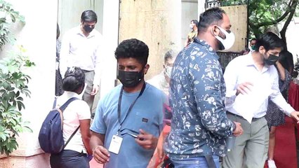 Kartik Aryan इस अंदाज़ में करने पहुंचे shooting; Watch video | FilmiBeat