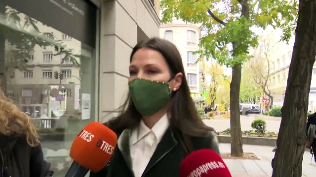 Esther Doña y el juez Santiago Pedraz confirman su relación: así es el magistrado que ha devuelto la sonrisa a la viuda de Carlos Falcó