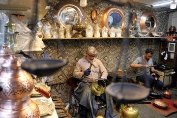 SURİYELİ BAKIR USTASI, MESLEĞİNİ GAZİANTEP'TE SÜRDÜRÜYOR