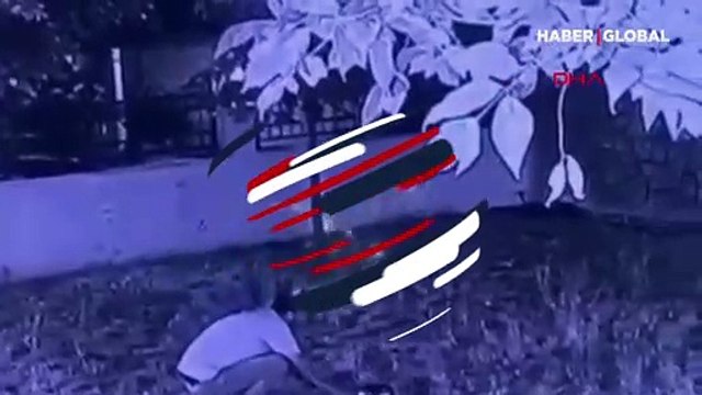 Doğum günü kutlamaya çalışırken restorana havai fişek attılar