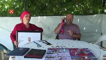 Necati Er'in ailesi, çocuklarıyla gurur duyuyor