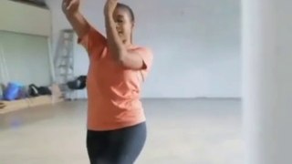 Sachini  Nipunsala dance