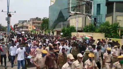 पूर्व छात्रसंघ अध्यक्ष के नेतृत्व में छात्र-छात्राओं ने निकाली रैली