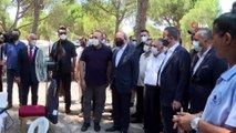 KKTC Cumhurbaşkanı Ersin Tatar ve bakan Çavuşoğlu, yangın bölgesinde vatandaşlarla bir araya geldi