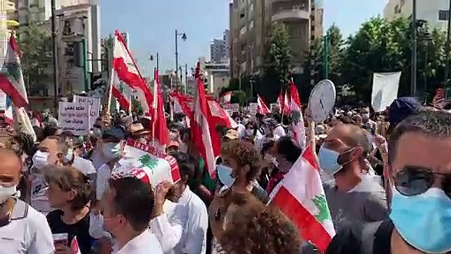 تظاهرات غاضبة في بيروت بعد عام على كارثة انفجار المرفأ