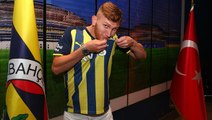 Burak Kapacak, Fenerbahçe'de! 5 yıllık sözleşmeye imza attı