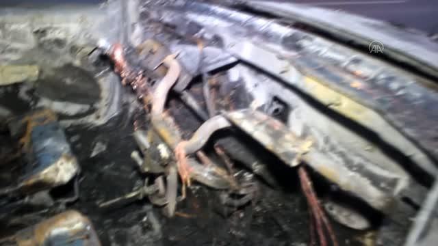 Seyir halindeki hafif ticari araç yandı