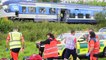 فيديو: حادث قطار يسفر عن مقتل ثلاثة وإصابة العشرات في جمهورية التشيك