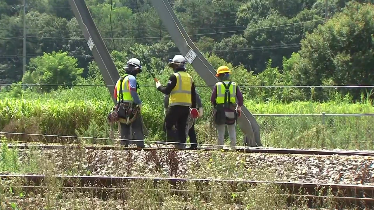 경부선 전의역 전기공급 장애 14시간 만에 복구...열차 정상 운행 / YTN
