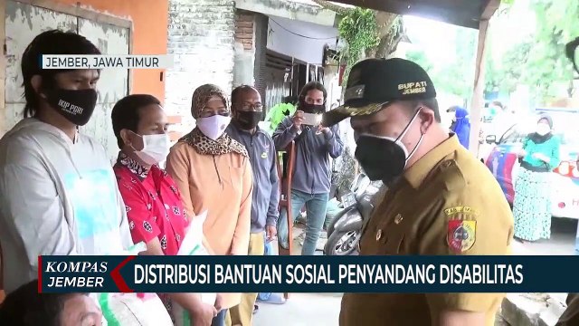 Pemerintah Bagikan Bantuan Sosial Pangan ke Penyandang Disabilitas di Jember