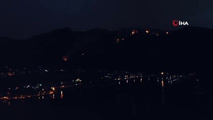 Marmaris’te gece devam eden yangın havadan görüntülendi