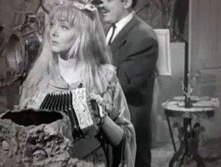 The Addams Family S02E30 Ophelias Career