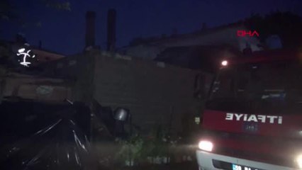 Son dakika haber... MALKARA'DA ÇIKAN YANGINDA EV KULLANILMAZ HALE GELDİ