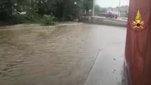 Maltempo sul lago di Como, strade allagate in provincia di Lecco